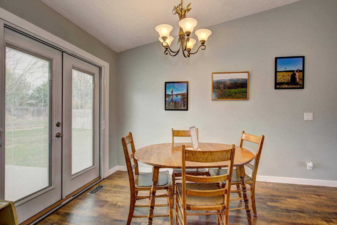 Hello Dolly! 3 Beds, 2 Bath, 2 Tv'S, Fireplace, Quiet Neighborhood In Star, Id Minutes From Walking Trails And River Views อีเกิล ภายนอก รูปภาพ