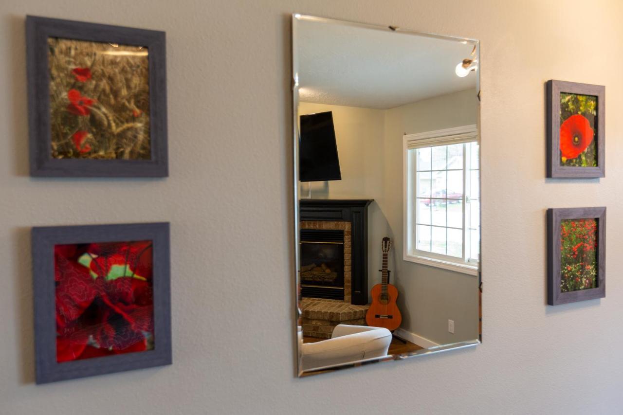 Hello Dolly! 3 Beds, 2 Bath, 2 Tv'S, Fireplace, Quiet Neighborhood In Star, Id Minutes From Walking Trails And River Views อีเกิล ภายนอก รูปภาพ